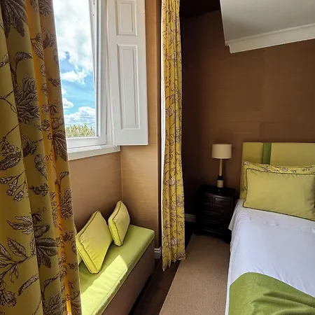 Bed & Breakfast Quinta Da Carlota 4*