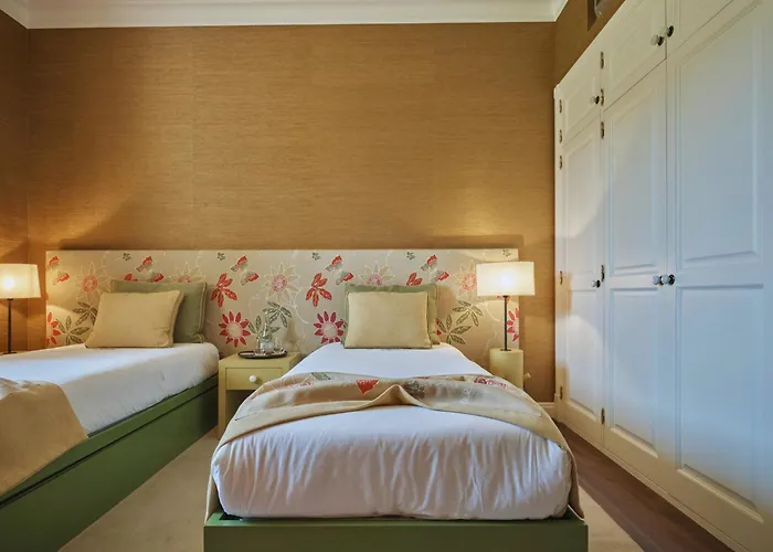 Bed & Breakfast Quinta Da Carlota 4*